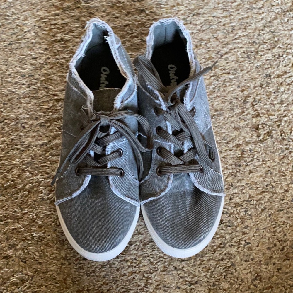 Outwoods brand sneakers. worn charcoal  look color. Size 8